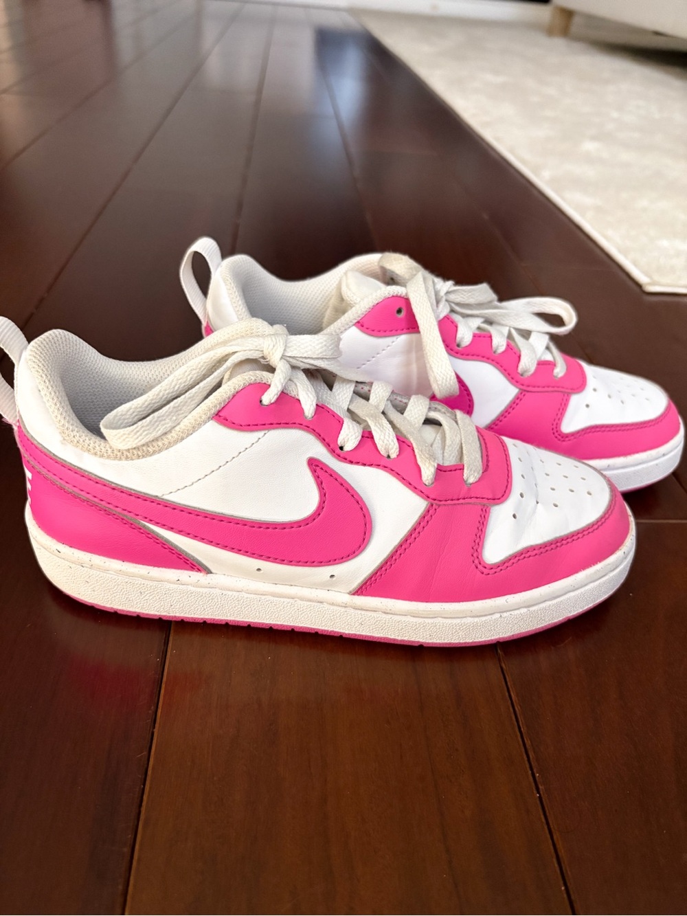 Nike Kids Pink and White Low-Top Sneakers
